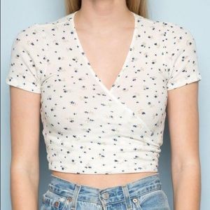 BRANDY MELVILLE floral thermal rae wrap top